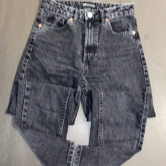 Zara Size 2 High Rise Faded Black Distress Denim Jeans - Picture 4 of 13